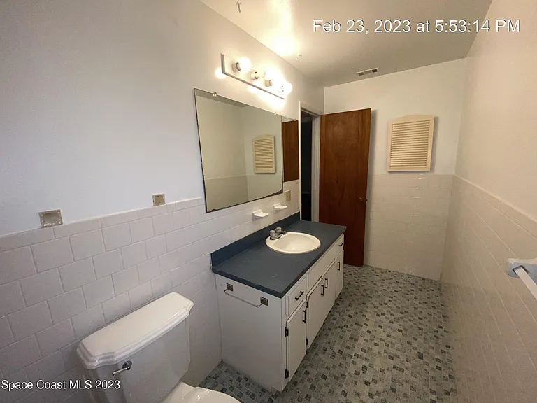 304 Darrow Ave — Photo 26