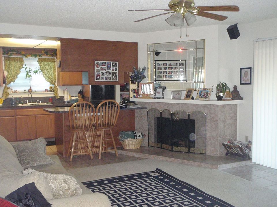 2nd image of 2214 Val Mar Rd