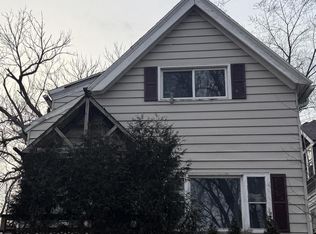 5037 N 32nd St, Milwaukee, WI 53209