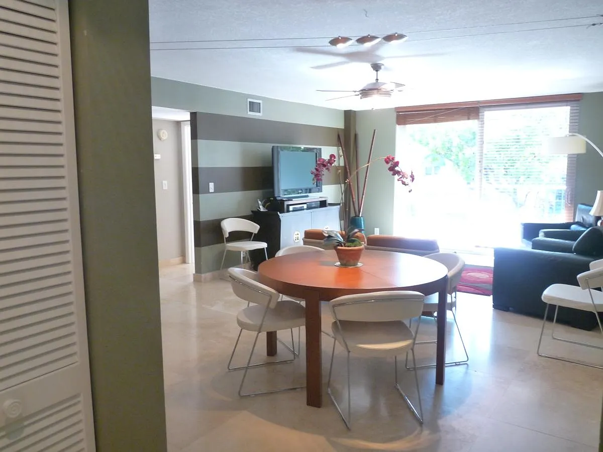 2 bed, 1147 sqft, $3,000 — Photo 1