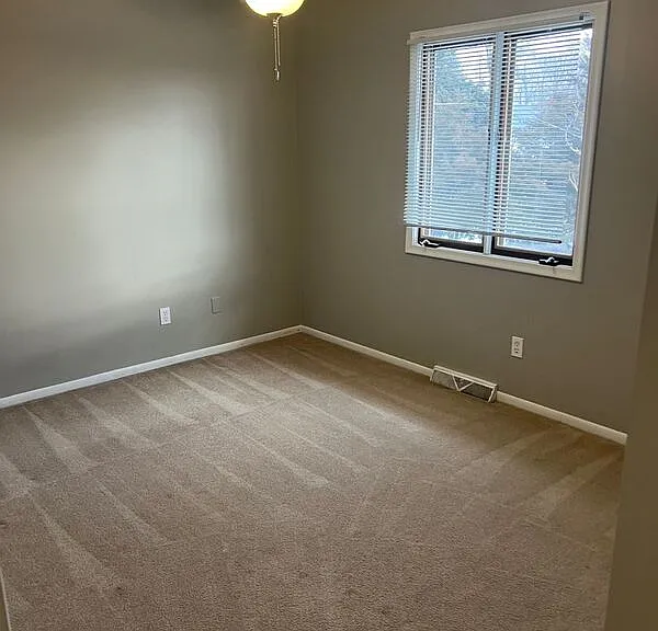 5136 Poppleton Ave — Photo 9