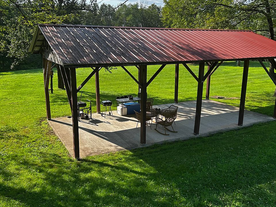 1st image of 304 Wade Rd