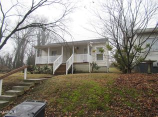 1417 NW Cline St, Knoxville, TN 37921