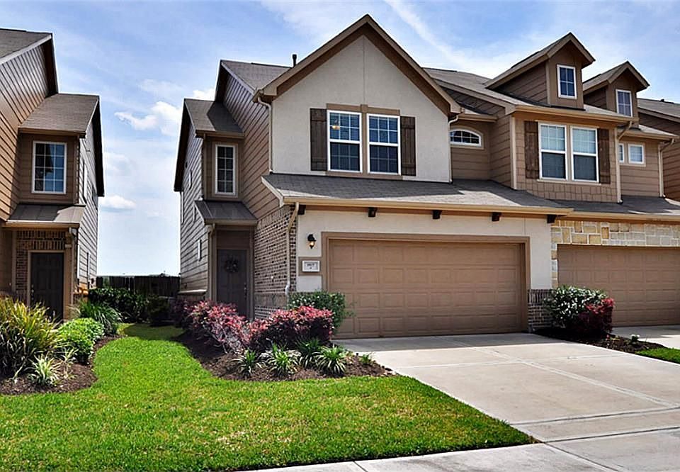 1st image of 3927 Calgary Cir