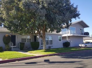 7001 W Manchester Ave, Los Angeles, CA 90045