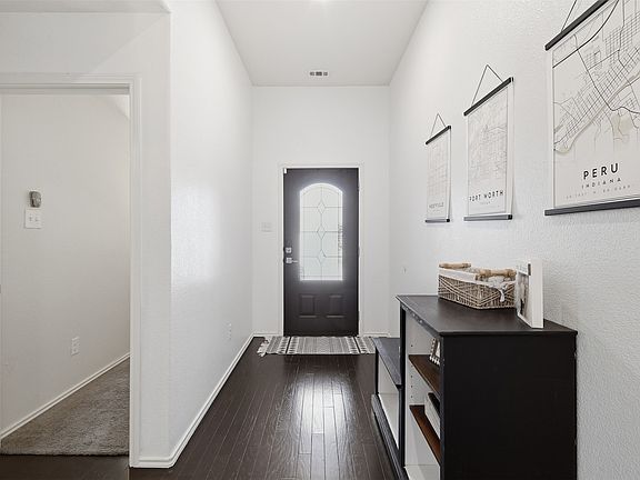 4th image of 421 Mariscal Pl