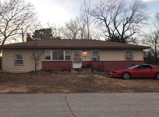 100 Locust Ave, Green Forest, AR 72638