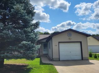 730 E Henry St, Charlotte, MI 48813