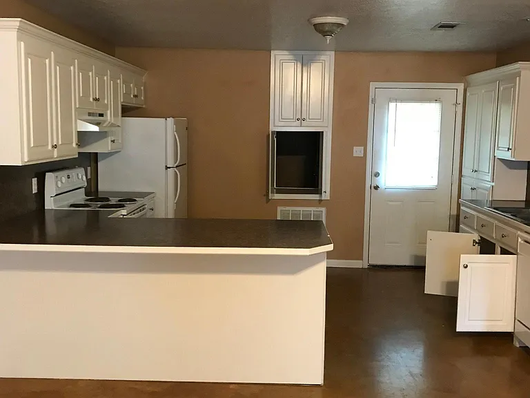 242 Gilmore Rd #B — Photo 9