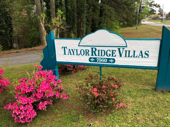 7560 Taylor Rd, Riverdale, GA