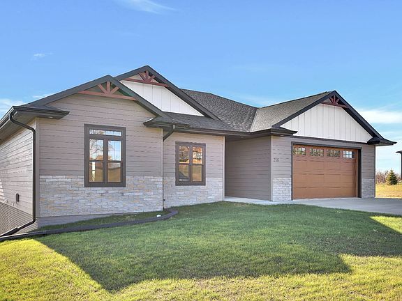 3rd image of 216 Prospect St