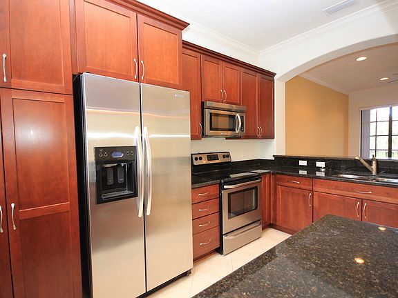 5th image of 5902 Printery St Unit 105
