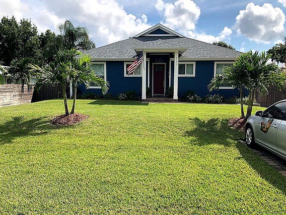 4th image of 6131 Lake Lizzie Dr