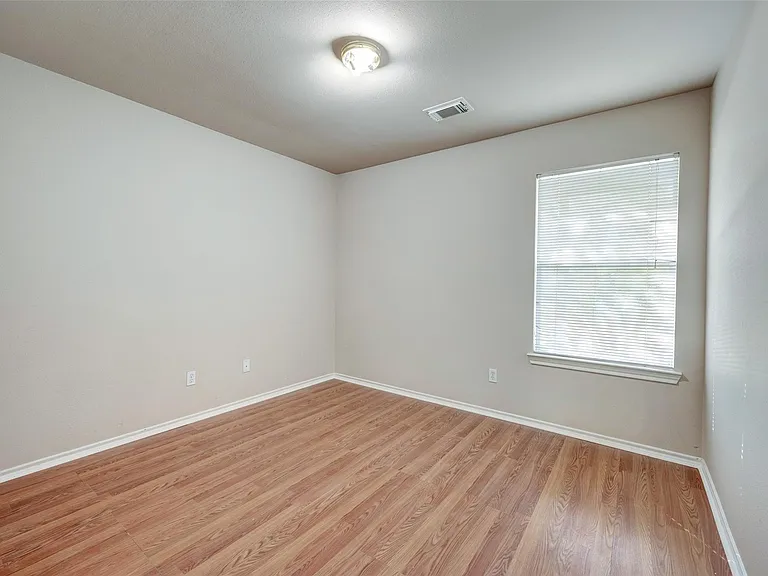 16535 Cairngrove Ln — Photo 24