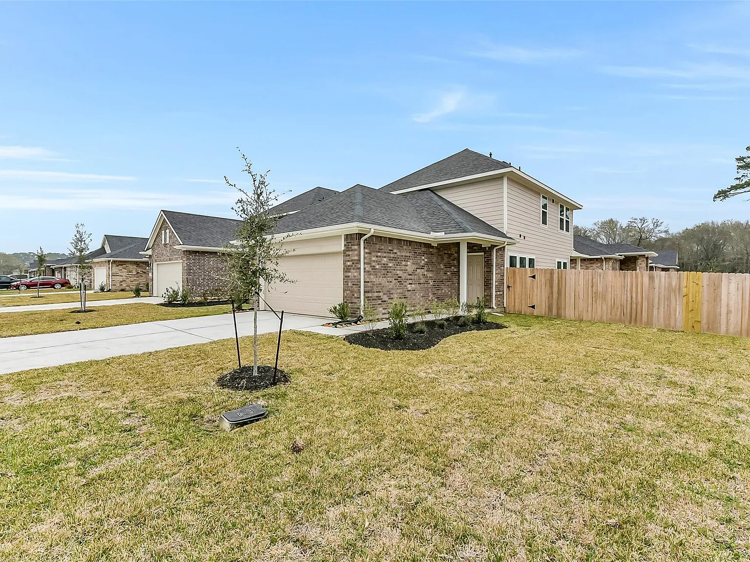 3 bed, 2.5 bath, 1485 sqft, $2,275 — Photo 4