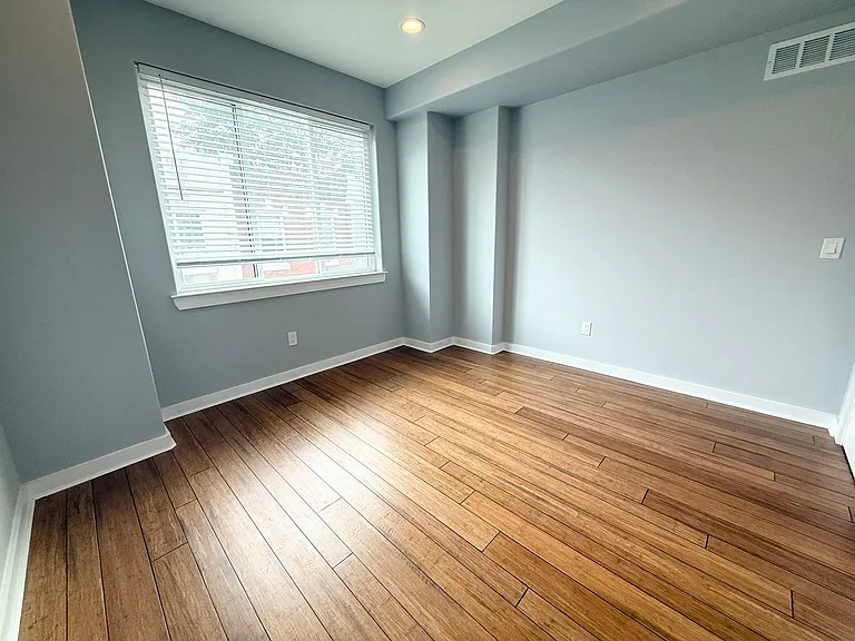 2923 Gerritt St — Photo 21