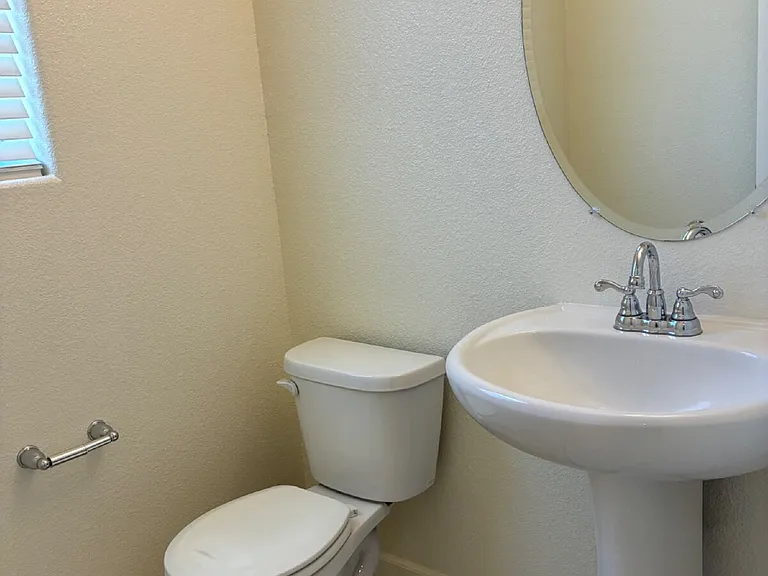 149 Shafer Ave — Photo 6