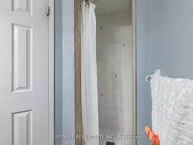 3255 Redpath Cir — Photo 27