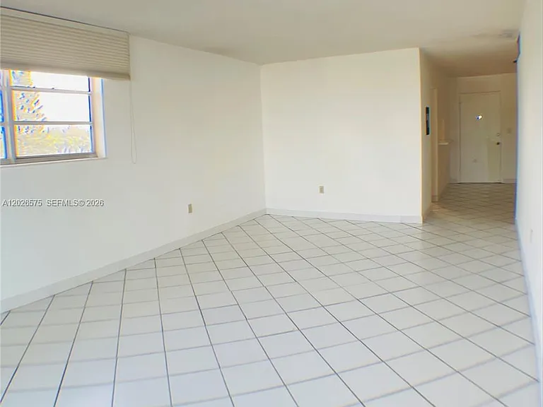 12590 NE 16th Ave #610 — Photo 7