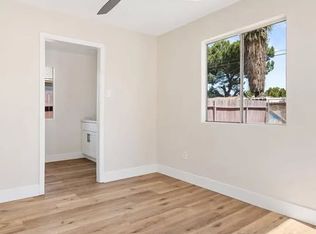 702 Wilson Ave #B, Bakersfield, CA 93308