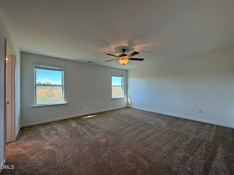 913 Briar Gate Dr — Photo 31