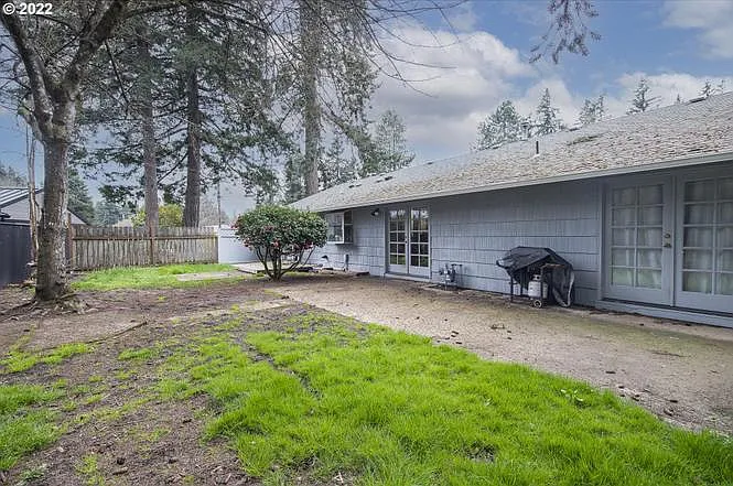 5626 SW Fernbrook Way — Photo 22