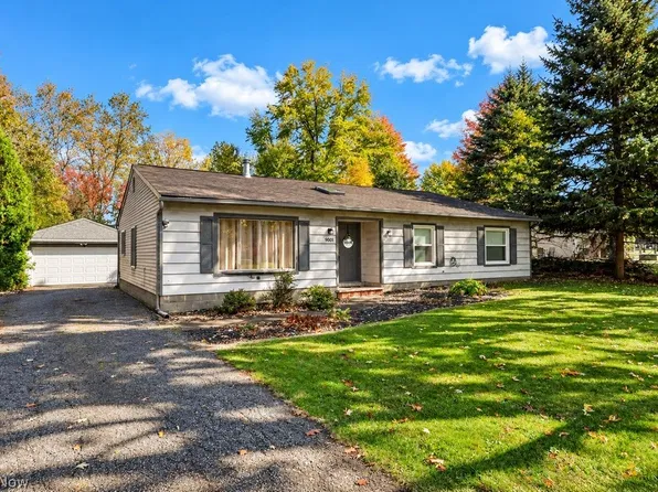 9001 Elm St, Mentor, OH 44060