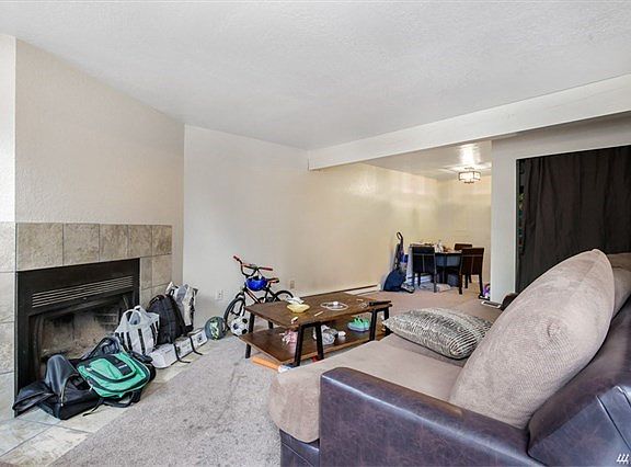 4th image of 15320 40th Ave W