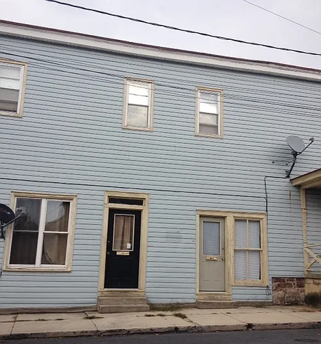 7 N Washington St Photo 1