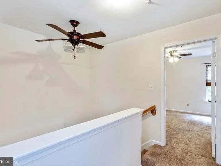 7836 Canter Ct — Photo 13