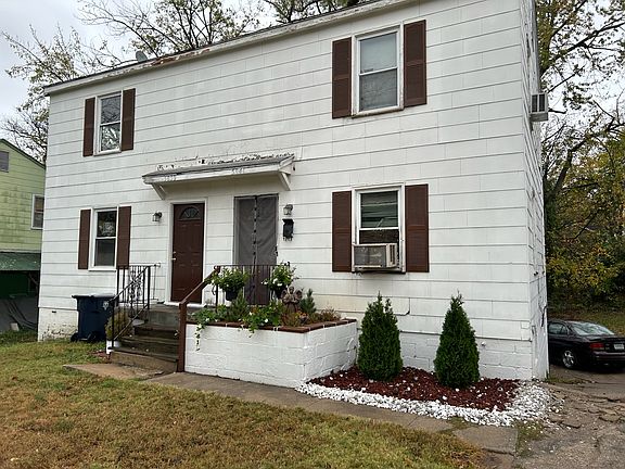 2nd image of 5839 Bellefontaine Ave