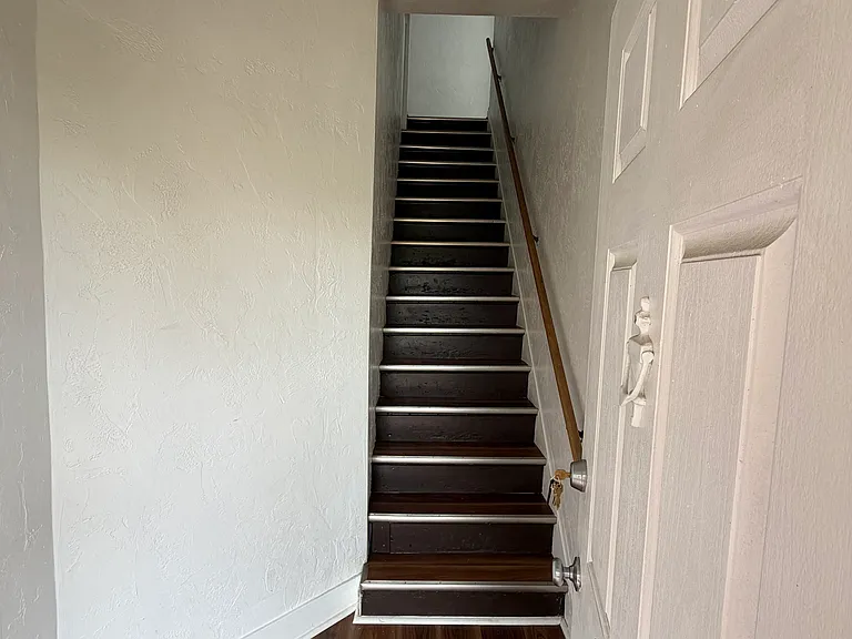 1125 Amanda St #2 — Photo 2