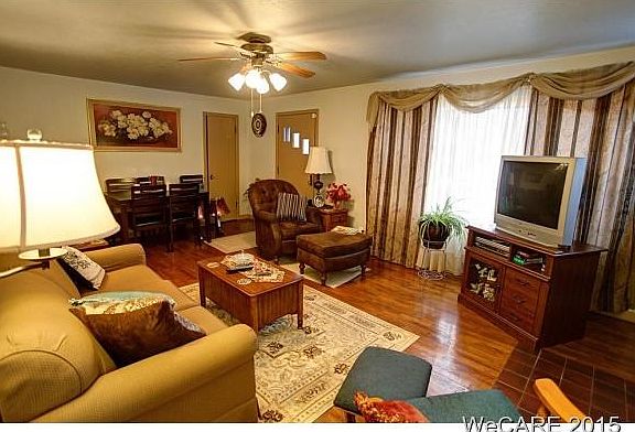 3rd image of 398 N Dale Dr