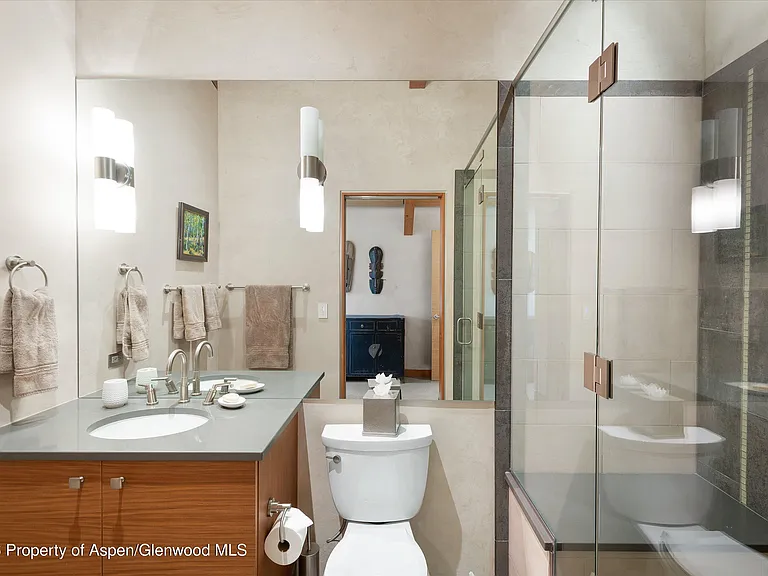 2556 Lower River Rd — Photo 29