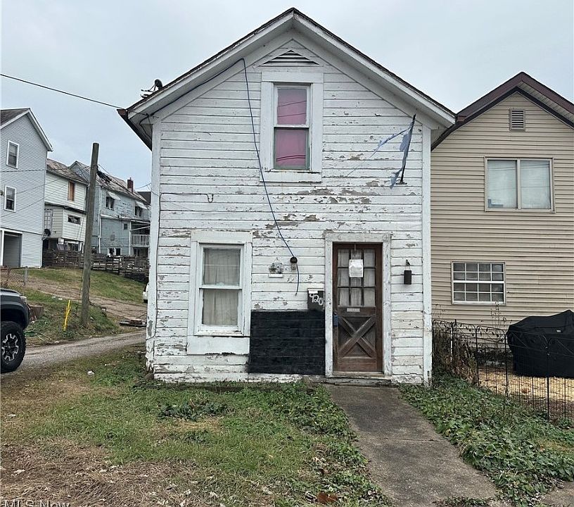 1st image of 920 Front St