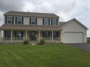 902 Bainbridge Ct, Sandwich, IL 60548