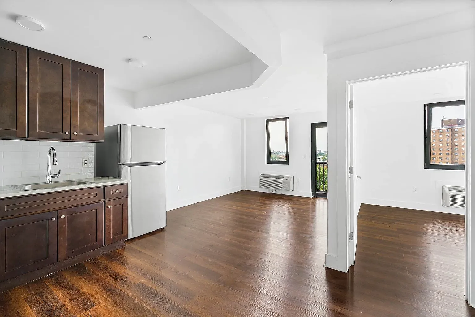 866 Willoughby Avenue — Photo 1