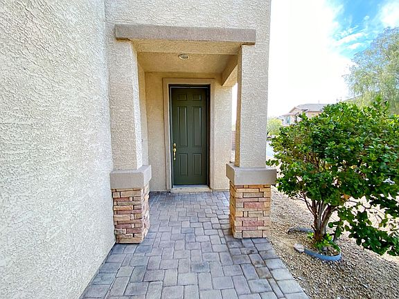 4th image of 9057 Spinning Wheel Ave