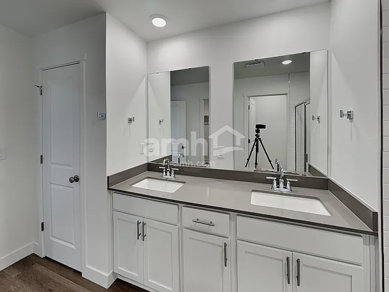 8537 49th Pl NE — Photo 11