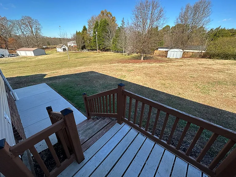 134 Brandenburg Dr — Photo 16