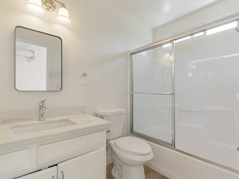519 E Walnut Ave #4 — Photo 16