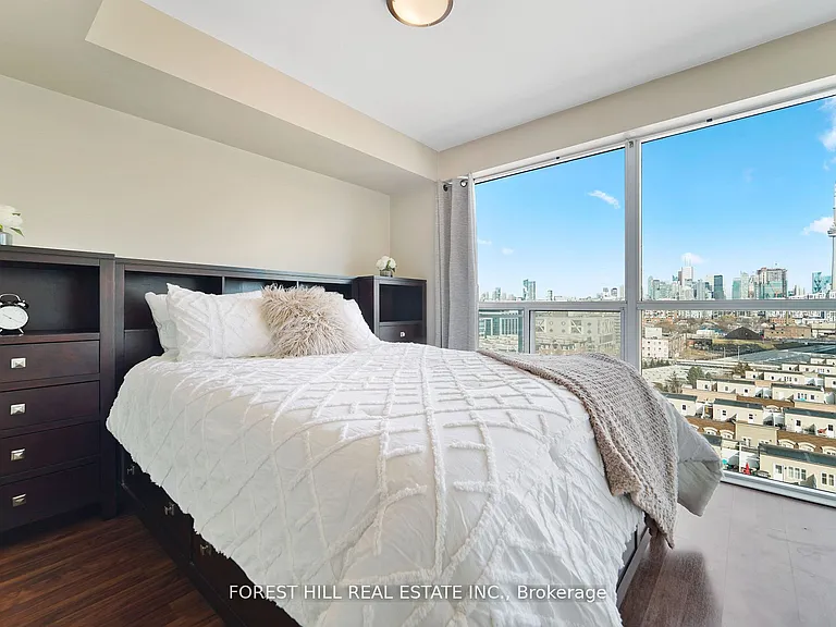 80 Western Battery Rd #1011 — Photo 5