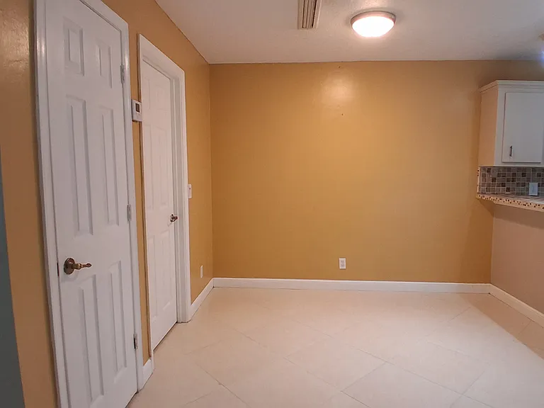 303 Waterview Dr — Photo 69