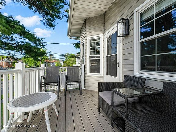 3rd image of 3146 Morley Ave #B