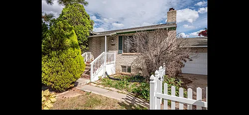 995 Cedar Knls W Photo 1