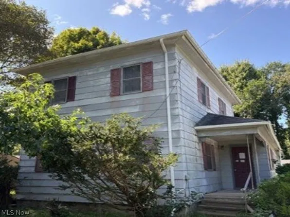 403 S Amboy Rd, Conneaut, OH 44030