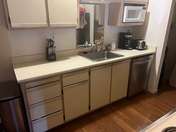 2nd image of 8201 Camino Colegio Dr APT 93