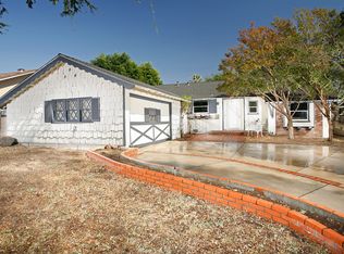 7954 Loma Verde Ave, Canoga Park, CA 91304