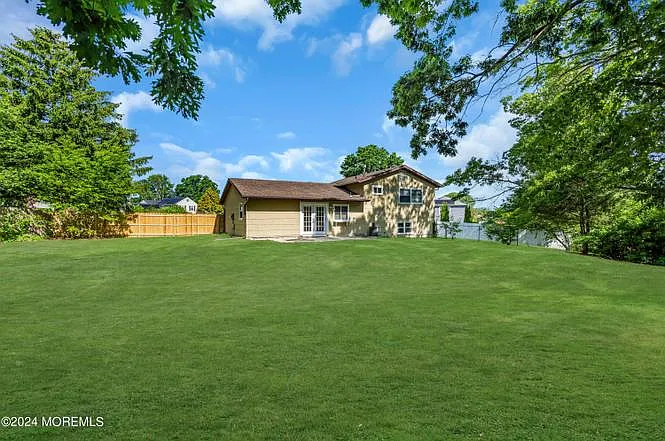 899 Nantucket Ct — Photo 26