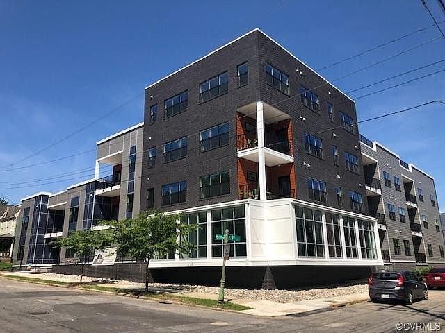 1st image of 901 Porter St #207